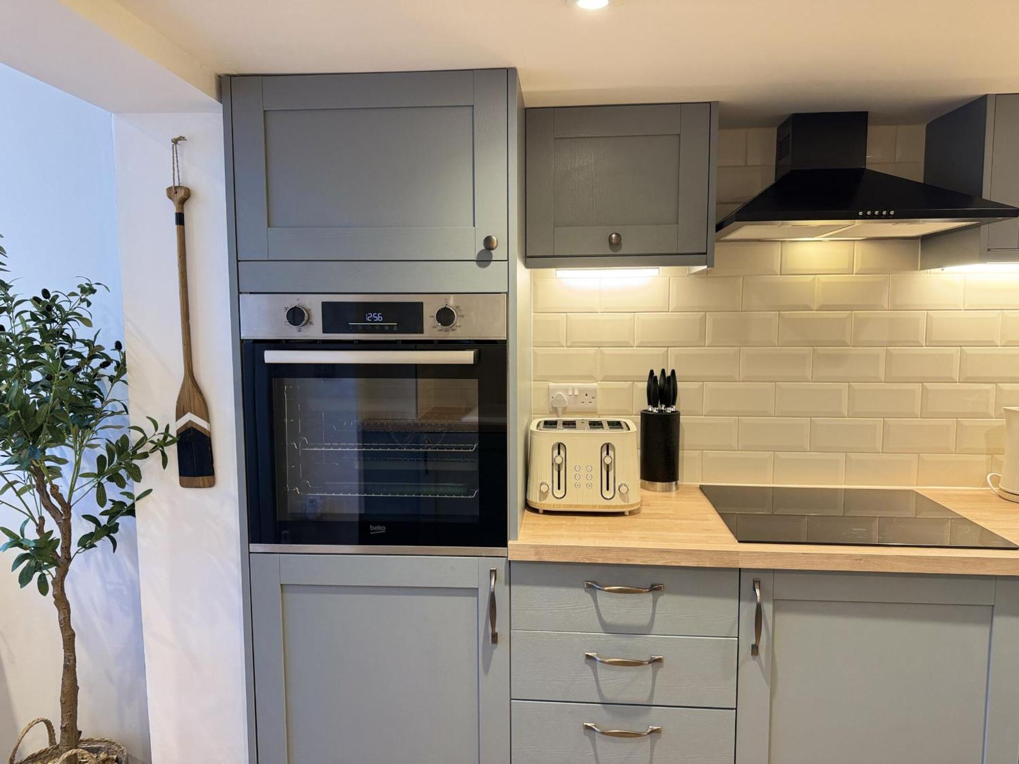 Driftwood House - Luxury Dog-Friendly Townhouse In Cowes, Steps From Marina Villa Cowes  Exterior photo
